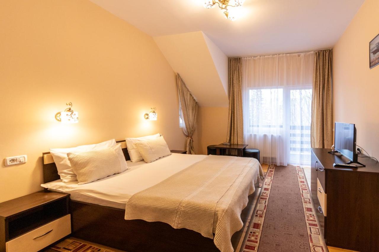 Pension Master Sinaia Zewnętrze zdjęcie